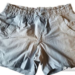 Hiking light MEC short
